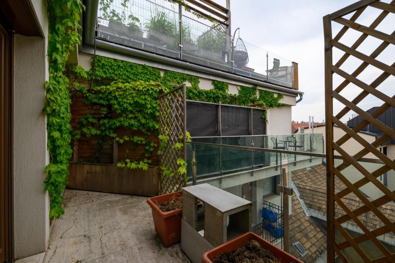 3Bedroom Triplex Rooftop Apartment Budapest Esterno foto