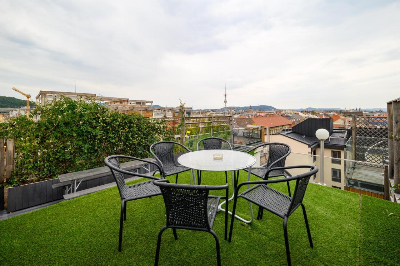 3Bedroom Triplex Rooftop Apartment Budapest Esterno foto