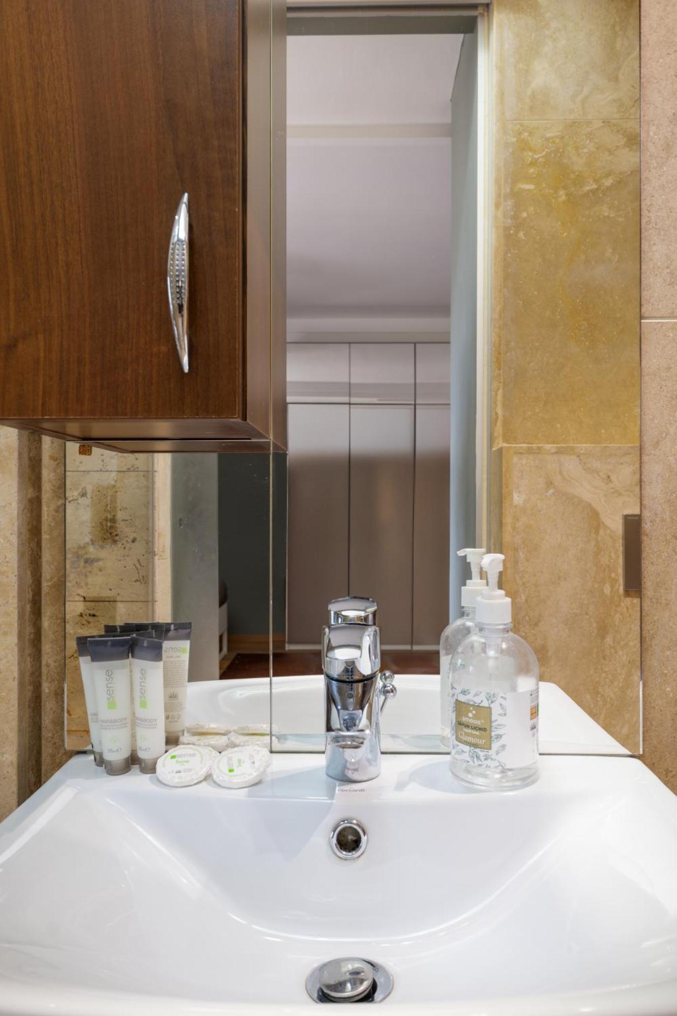3Bedroom Triplex Rooftop Apartment Budapest Esterno foto