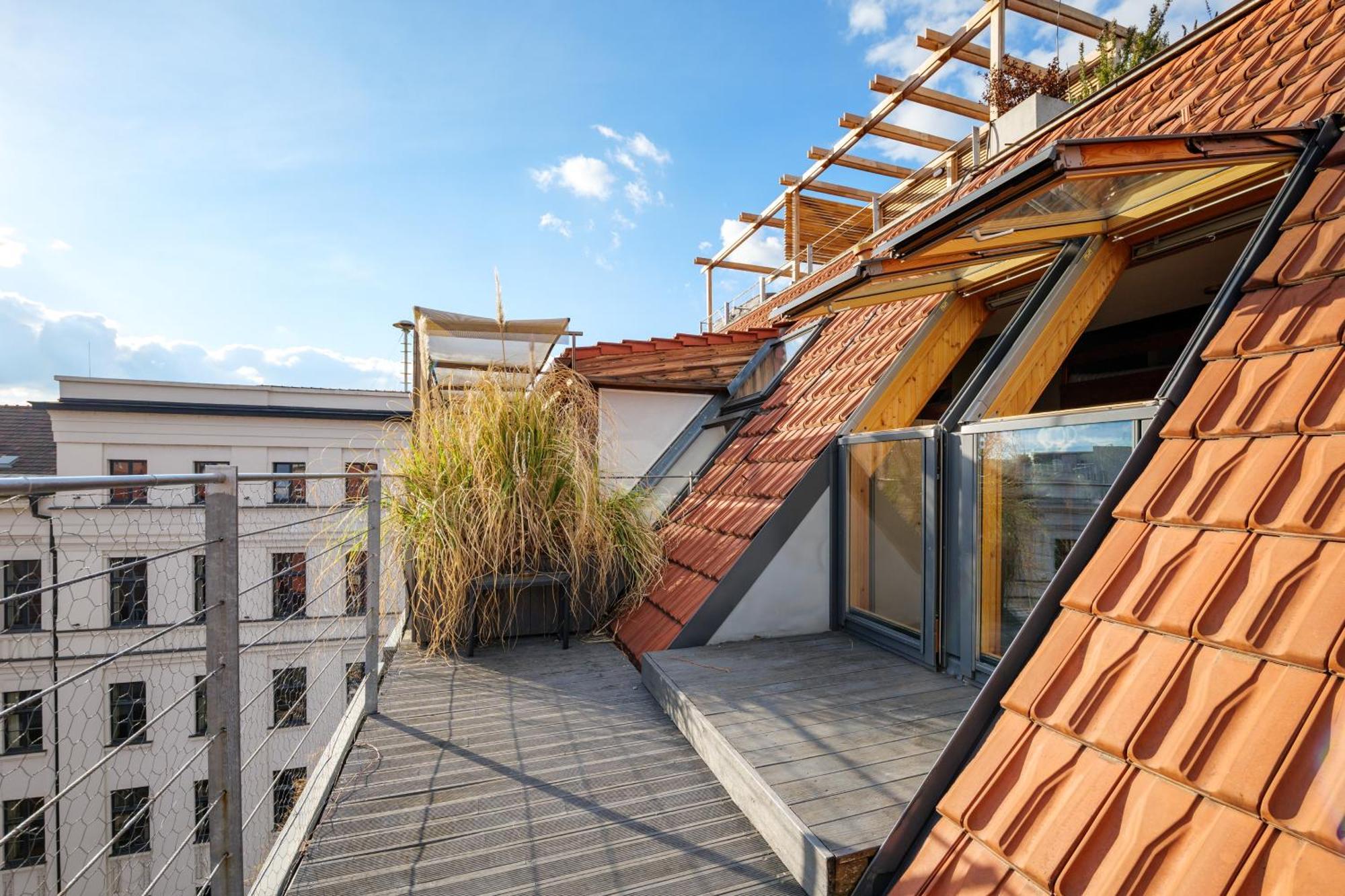 3Bedroom Triplex Rooftop Apartment Budapest Esterno foto