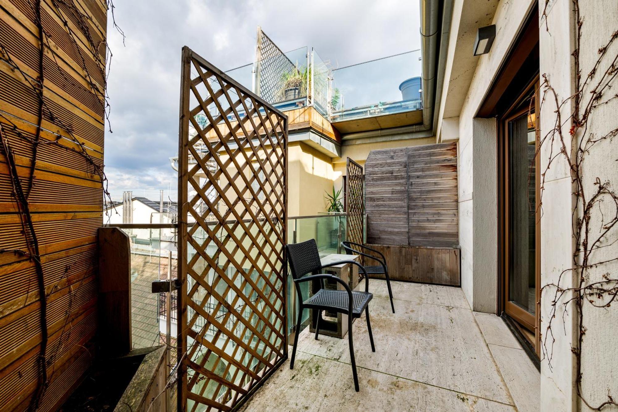3Bedroom Triplex Rooftop Apartment Budapest Esterno foto