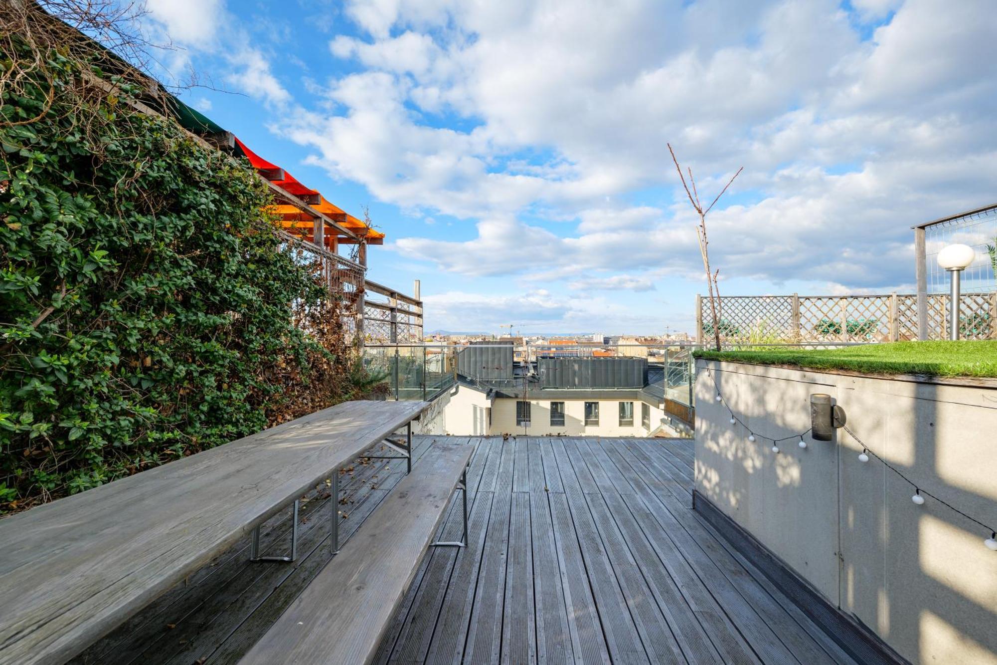 3Bedroom Triplex Rooftop Apartment Budapest Esterno foto